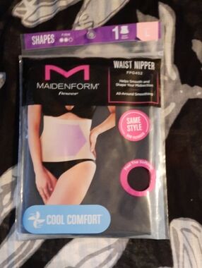 Maidenform Black Waist Nipper
